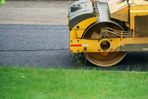 Best Asphalt Driveway Installation  in Midland, TX